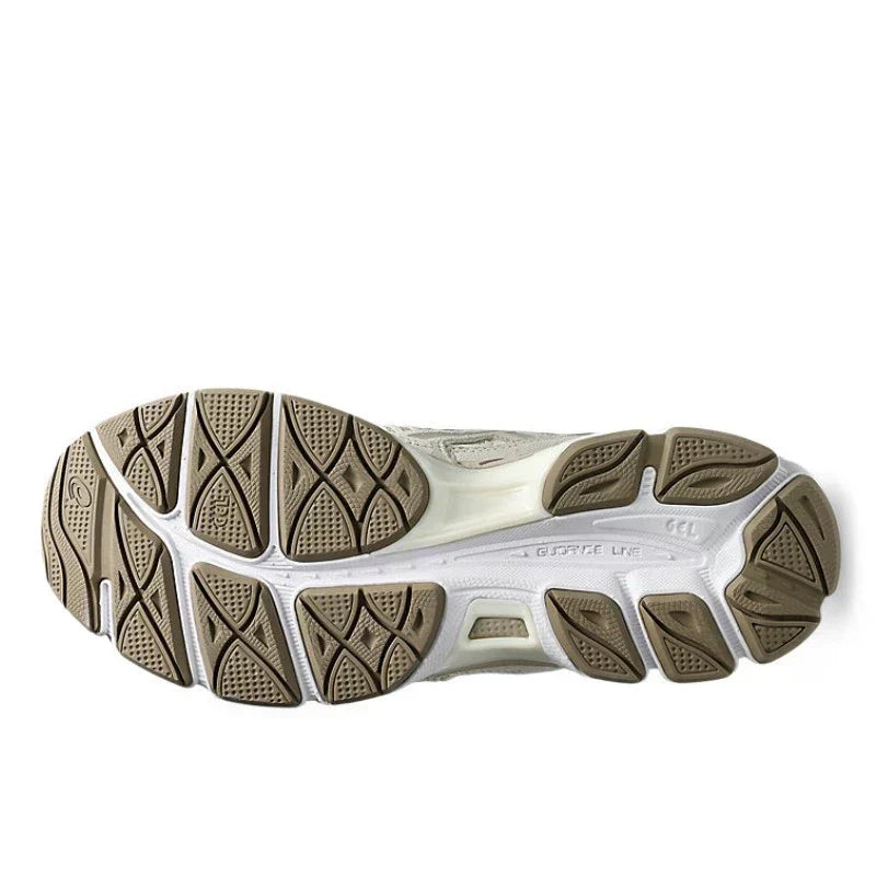Asics Gel NYC Blanc Plume Et Gris